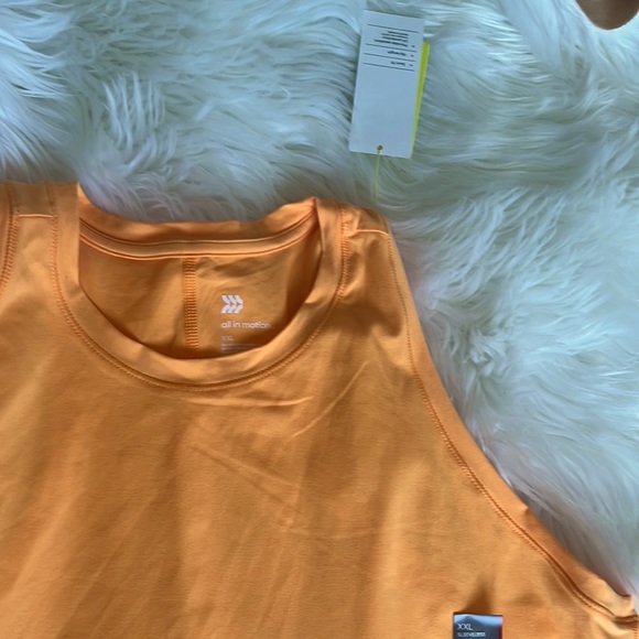 UPF 50+ Essential Tank size XXL Seamless Racer back with tags New - Picture 2 of 6